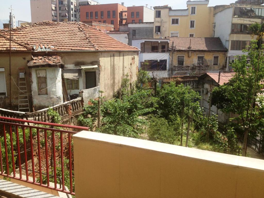 Albaniantrip Rooms And Apartments Tirana Kültér fotó